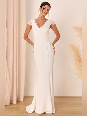 black wedding dress with white lace Elegance En Noir – Black Lace Mermaid Wedding Dress main image 1